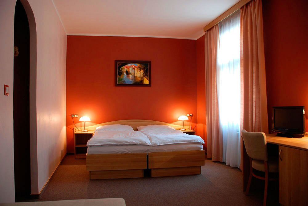 D'Angelo Hotell Prag Exteriör bild